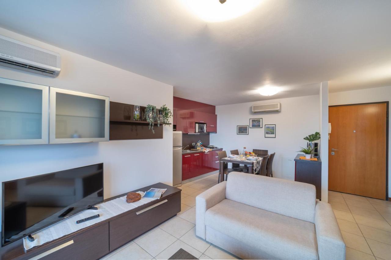 Residenza Ore Felici Lignano Sabbiadoro Exterior photo