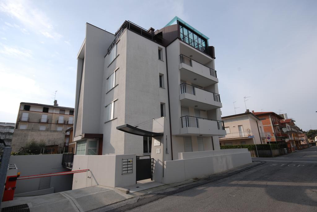 Residenza Ore Felici Lignano Sabbiadoro Exterior photo