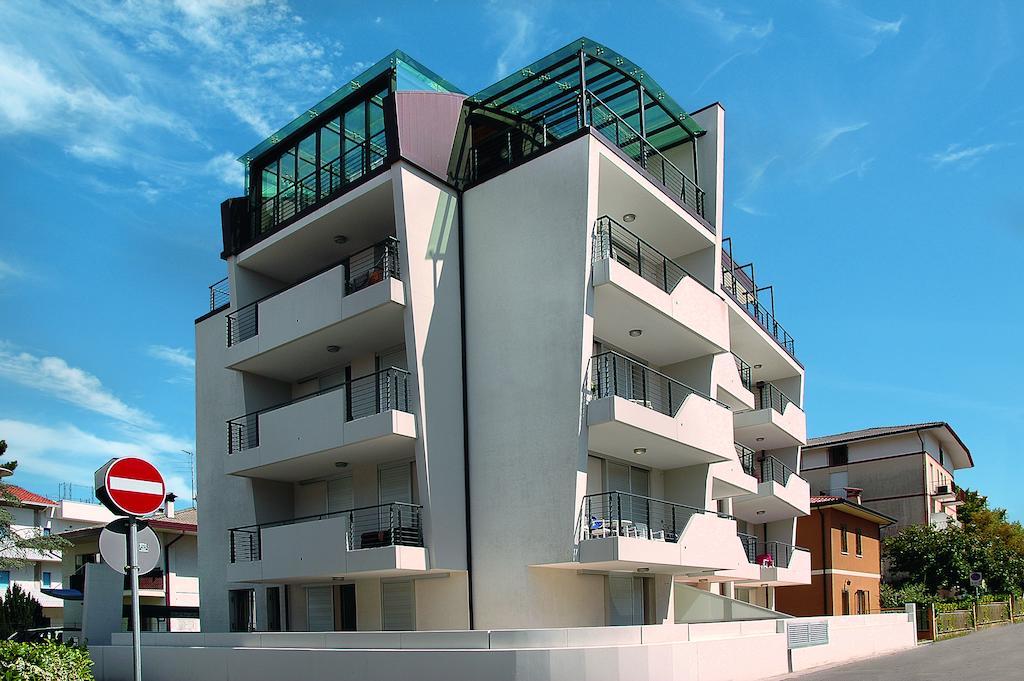 Residenza Ore Felici Lignano Sabbiadoro Exterior photo